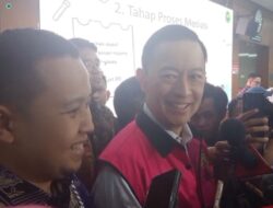 Kritik Jaksa: Tanggapan Tom Lembong Korek Api dan Korek Telinga