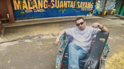 Sal Priadi Rilis Lagu ‘Malang Suantai Sayang’ sebagai Ode untuk Kota Kelahiran