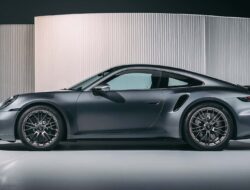 Porsche 911 Turbo S Terbaru: Mesin Paling Bertenaga