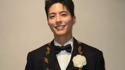 Park Bo Gum: Duta Kehormatan Bandara Incheon