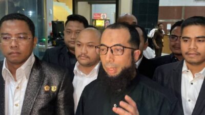 Alasan Ustaz Khalid Basalamah Pindah ke Haji Khusus: Terungkap KPK